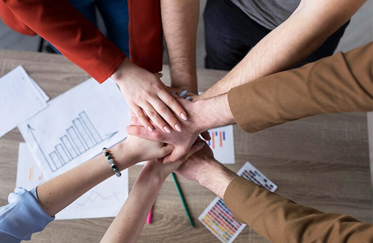 OEM/ODM Motorcycle Gear Manufacturer 28 Supportive RD Team